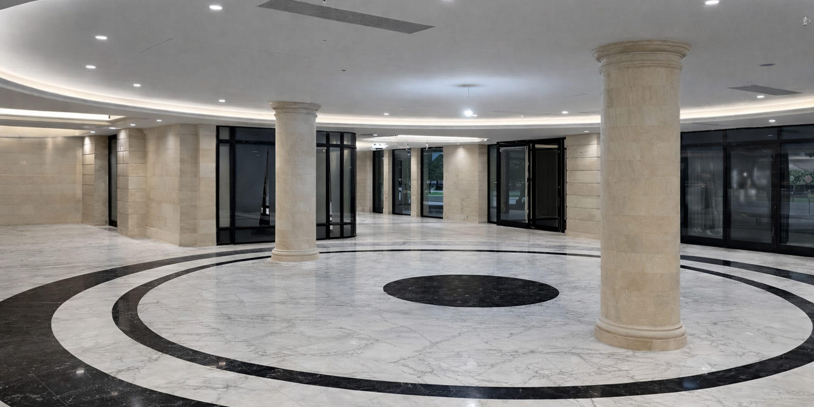 Фото Торговая Галерея в ЖК Золотой - 1