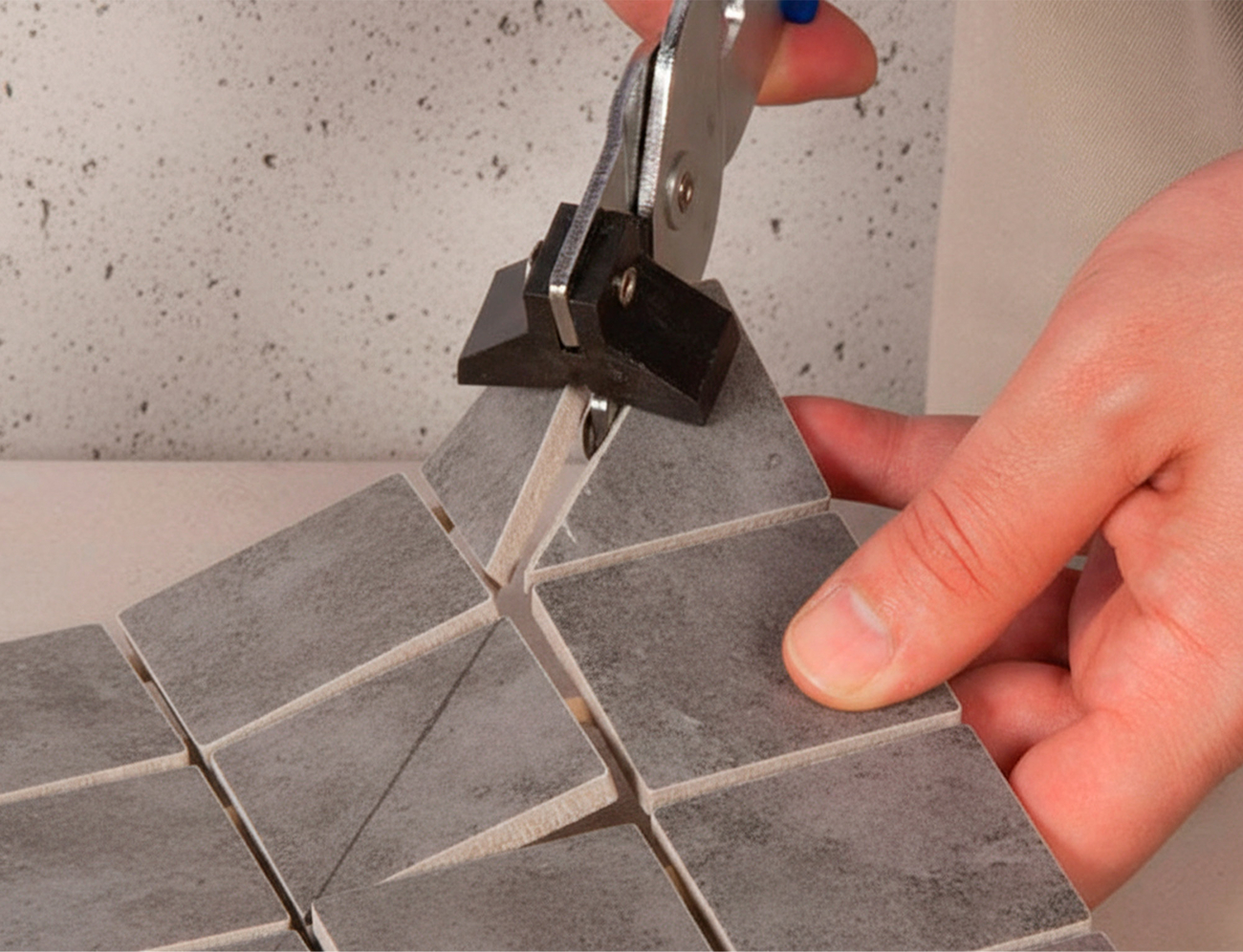 Нарезка мозаичных элементов керамогранита